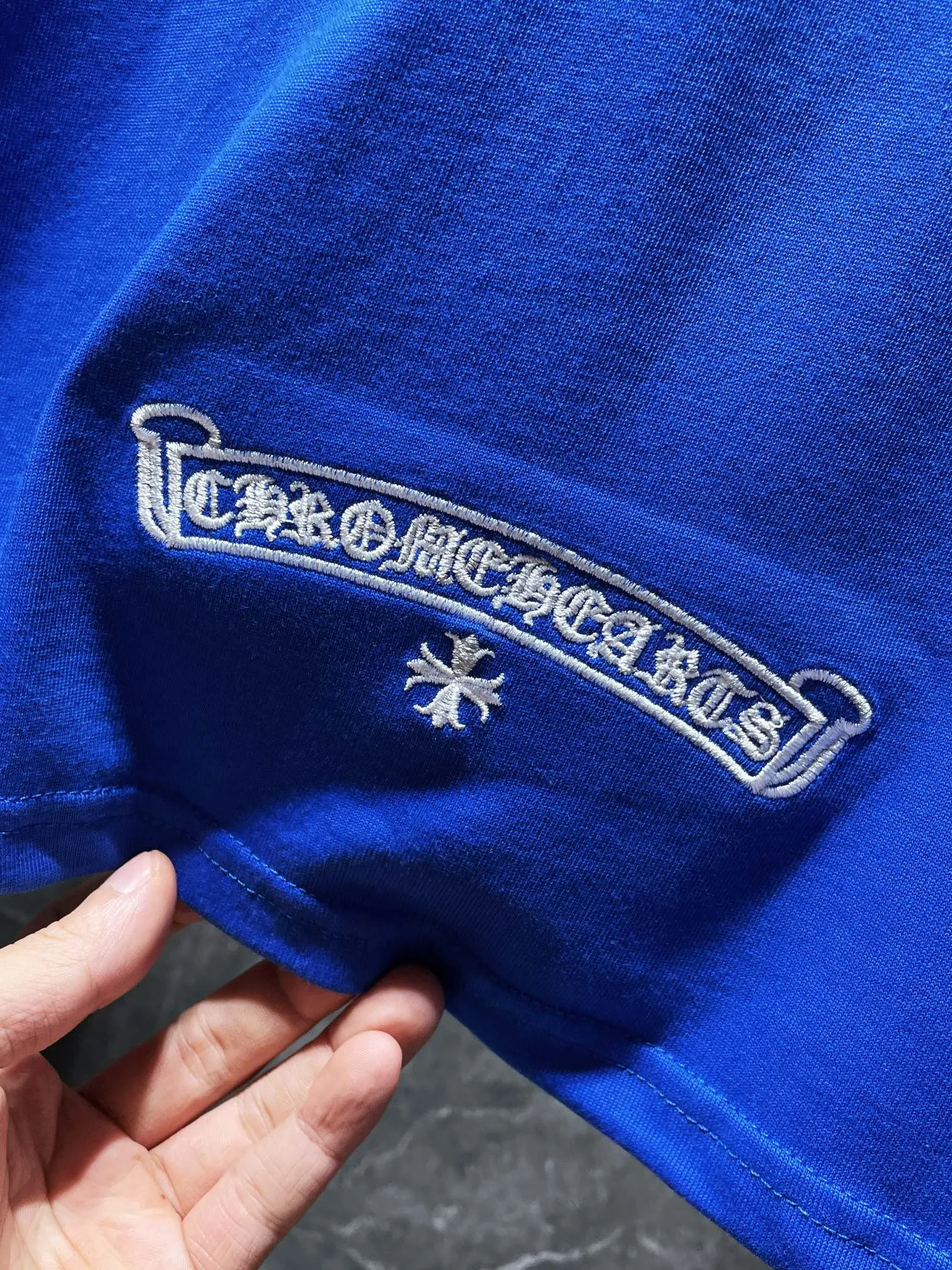 P174 New Chrome Hearts 25ss for summer. High-weight, environmentally friendly and high-quality top-quality fabric. 260g~270g. Embroidered colorful classic cross horseshoe short sleeves. Counter synchronization. Re-engraved version 1:1. Recommended colors: black, white, orange, blue. Size: S, M, L, XL.